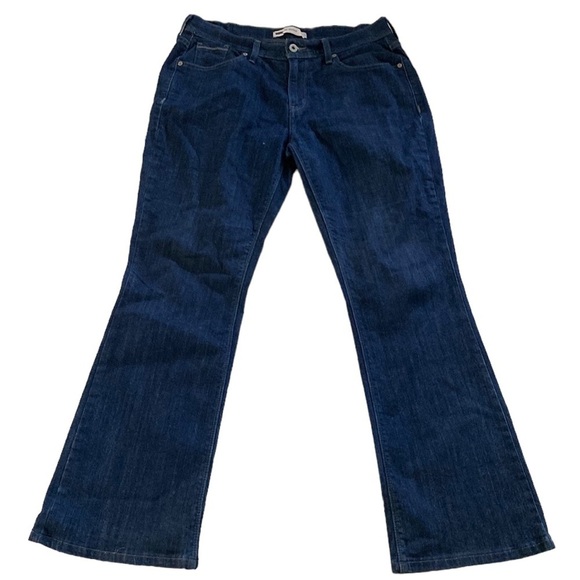Levis Strauss 515 Bootcut Women’s Jeans W30/L30 Dark Blue 5 Pockets Machine Wash - Picture 1 of 11